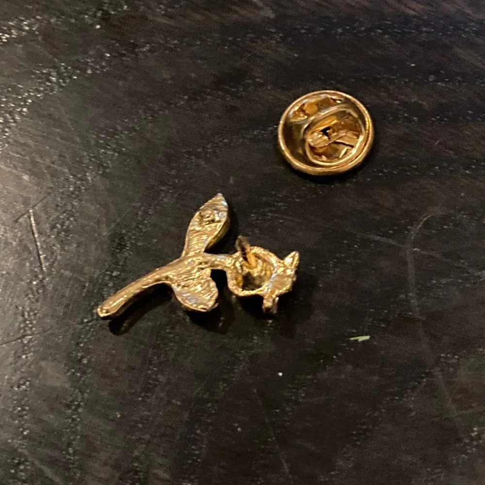 Gold Rose Pin Brooch .25 inch